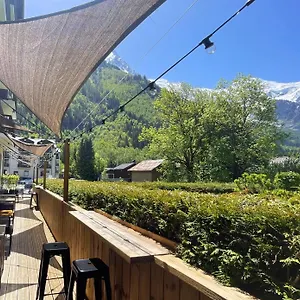 Hotell Plan B - Living, Chamonix