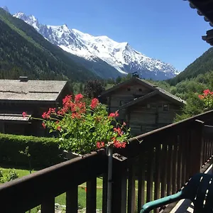 Capucine Apartment