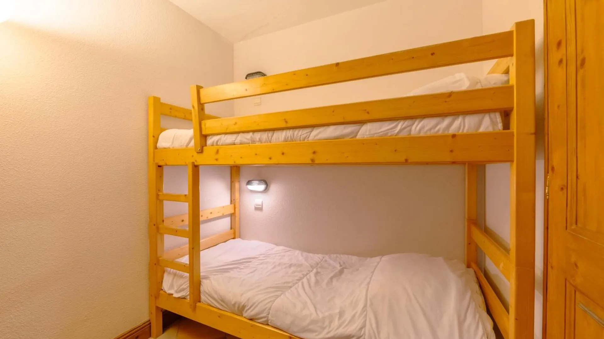 Apartment Residence Le Cristal - Mont Blanc 6 - Happy Rentals Chamonix