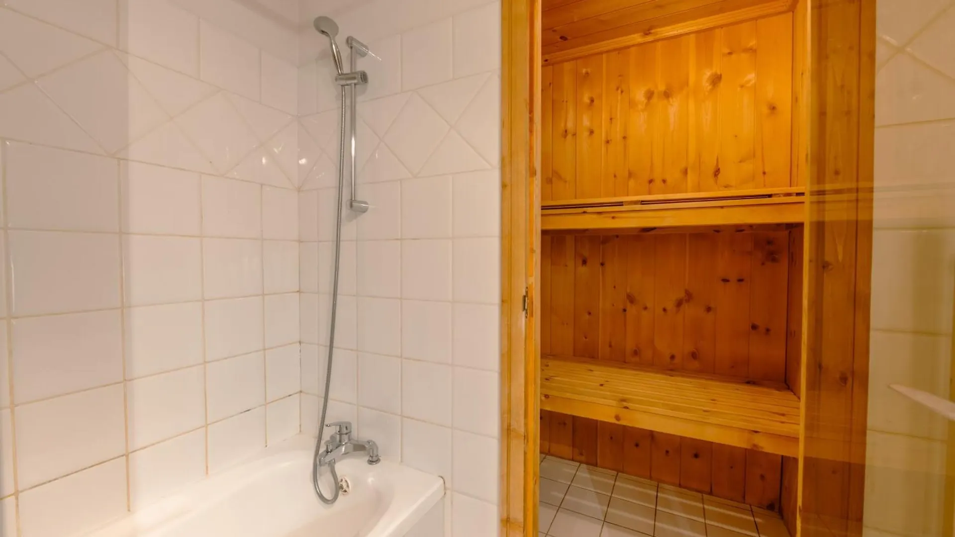 Residence Le Cristal - Mont Blanc 6 - Happy Rentals Chamonix 0*,